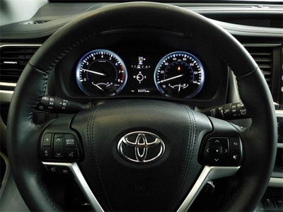 2016 Toyota Highlander XLE V6