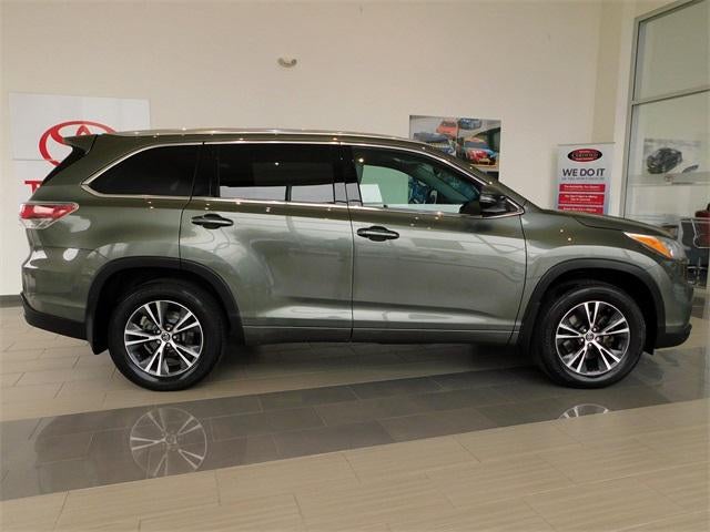 2016 Toyota Highlander XLE V6