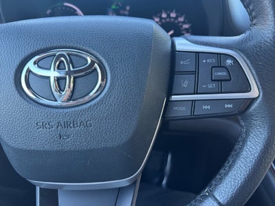 2023 Toyota Sienna XLE 7 Passenger