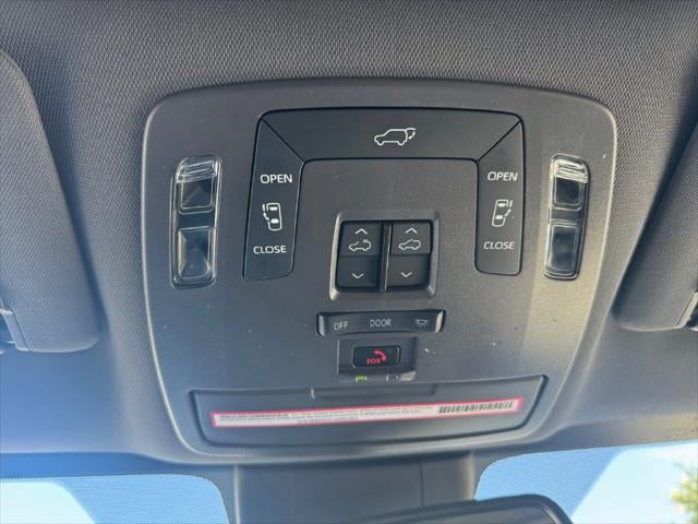 2023 Toyota Sienna XLE 7 Passenger