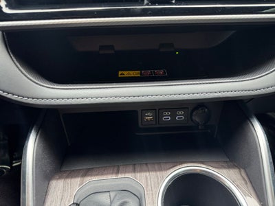 2025 Toyota Highlander Platinum