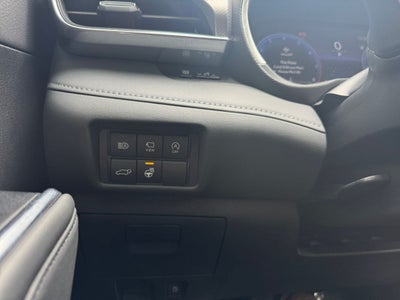 2025 Toyota Highlander Platinum