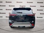 2025 Toyota Highlander Platinum