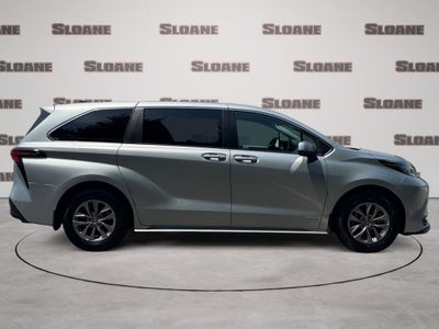 2021 Toyota Sienna LE 8 Passenger