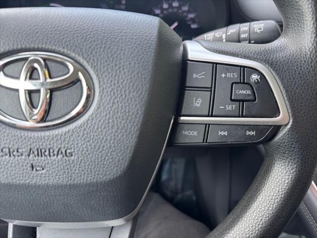 2021 Toyota Sienna LE 8 Passenger