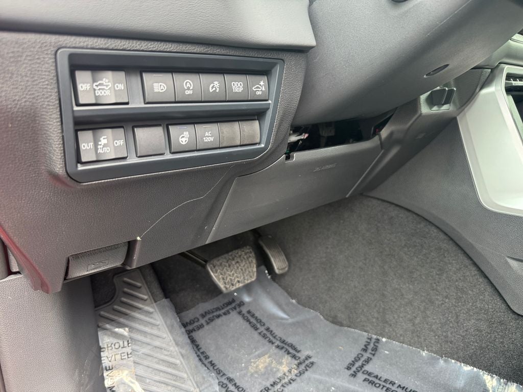 2025 Toyota Tundra Platinum