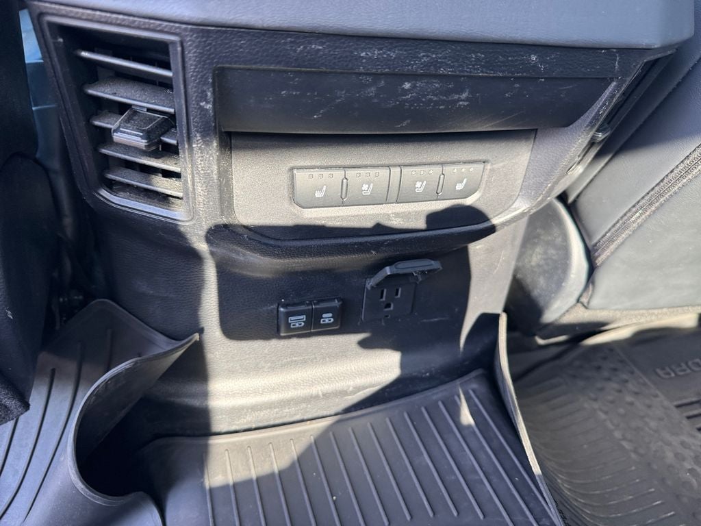 2025 Toyota TUNDRA HV 4X4 Platinum