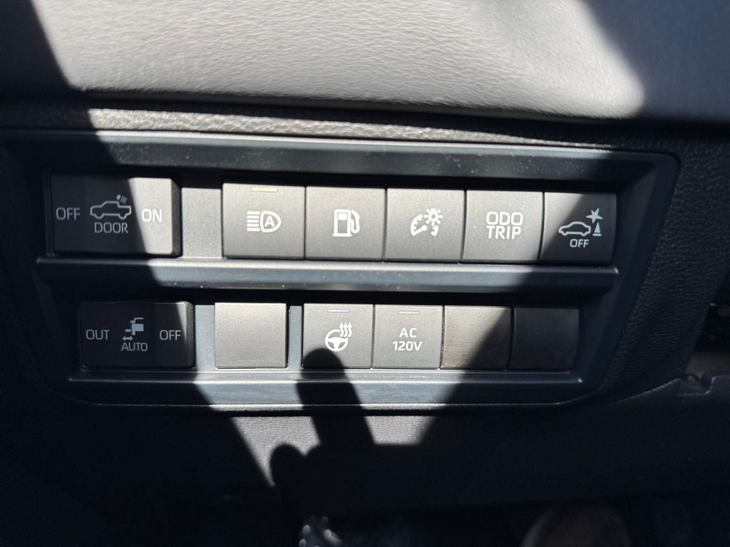 2025 Toyota TUNDRA HV 4X4 Platinum