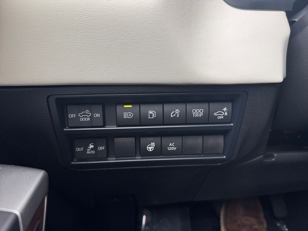2025 Toyota Tundra i-FORCE MAX Capstone