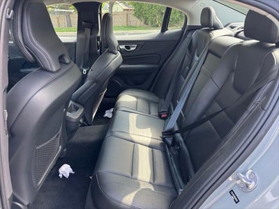 2024 Volvo S60 B5 Core Dark Theme