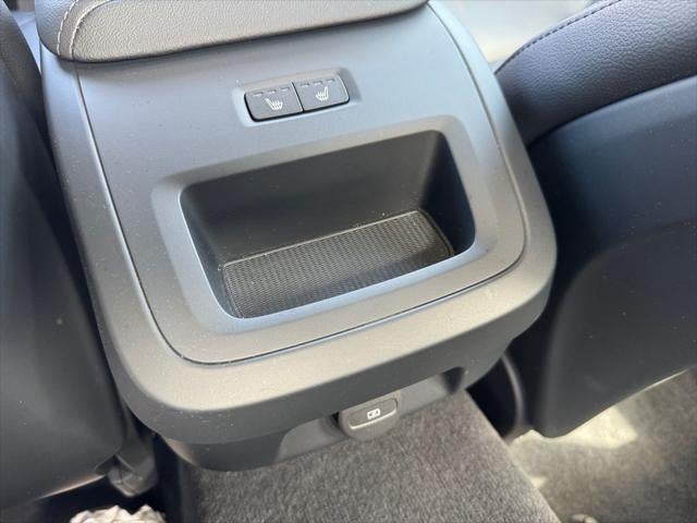 2024 Volvo S60 B5 Core Dark Theme