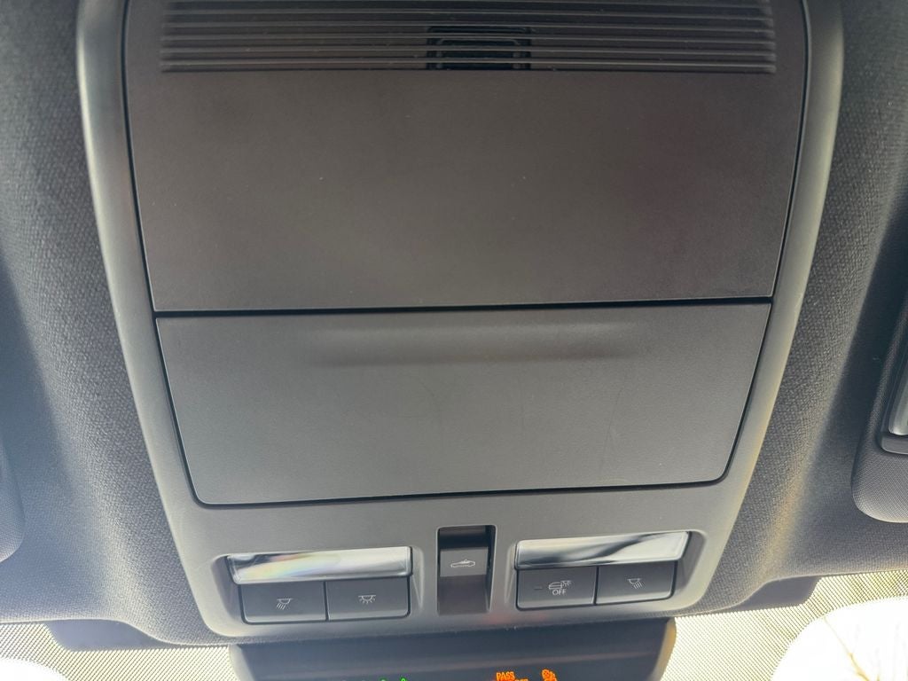 2023 Mazda Mazda3 2.5 S Carbon Edition