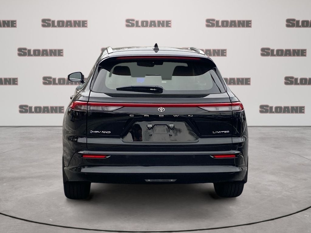 2025 Toyota CROWN SIGNIA Limited