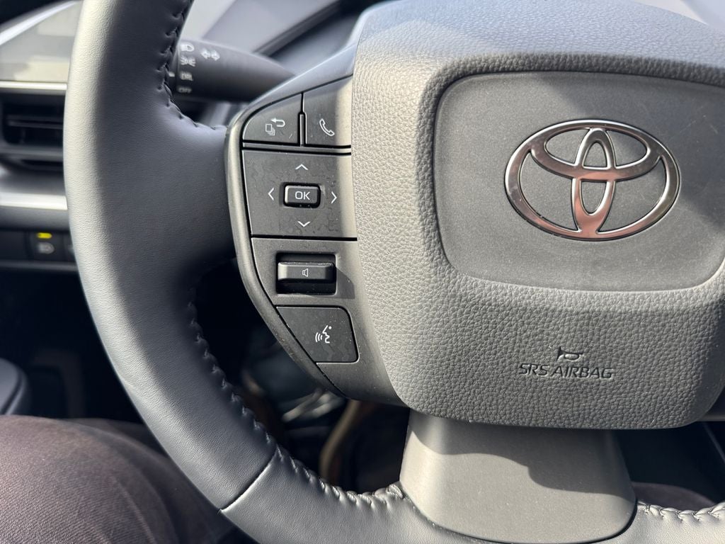 2024 Toyota PRIUS LE