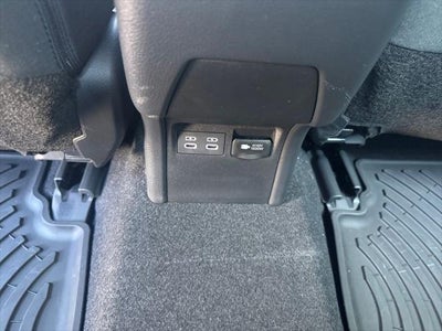 2024 Toyota Prius Prime SE