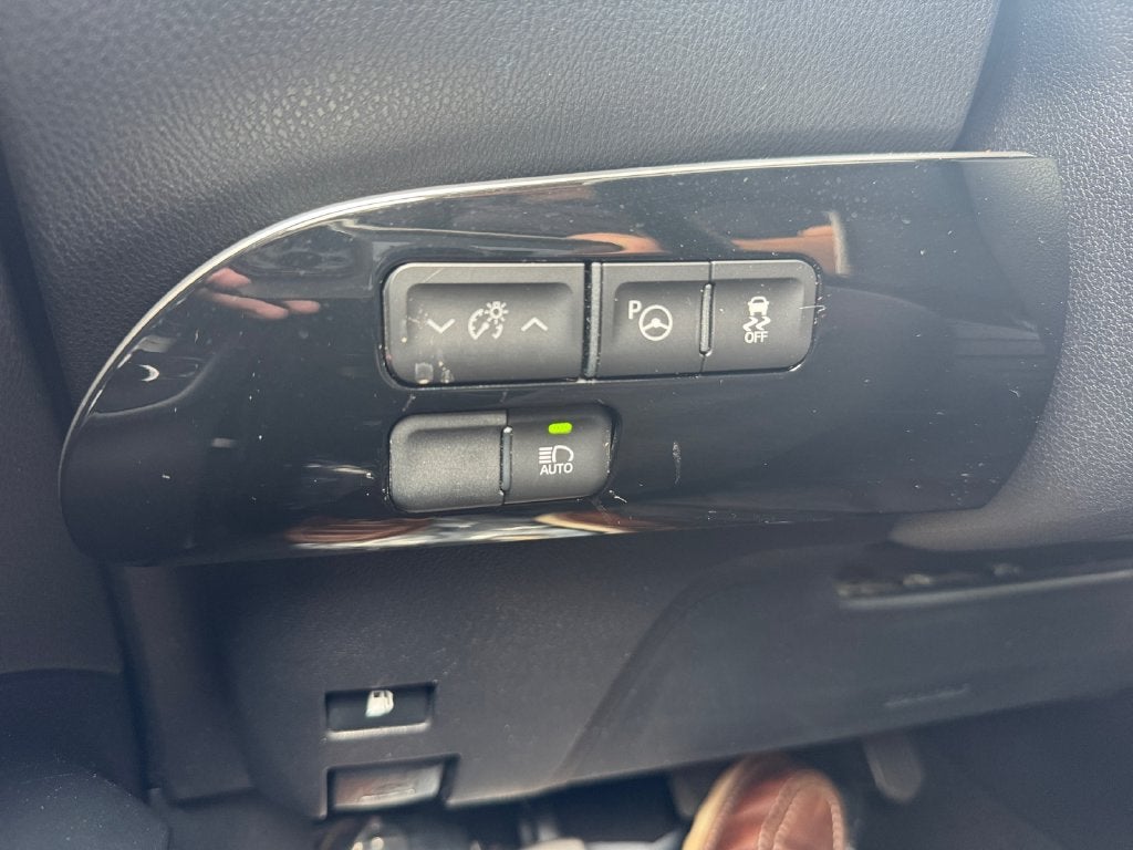 2017 Toyota Prius Four