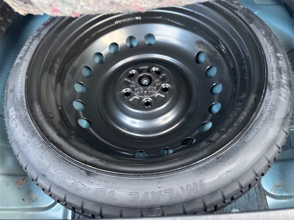 2020 Toyota PRIUS LE