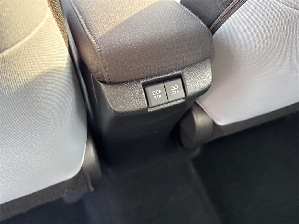 2020 Toyota PRIUS LE