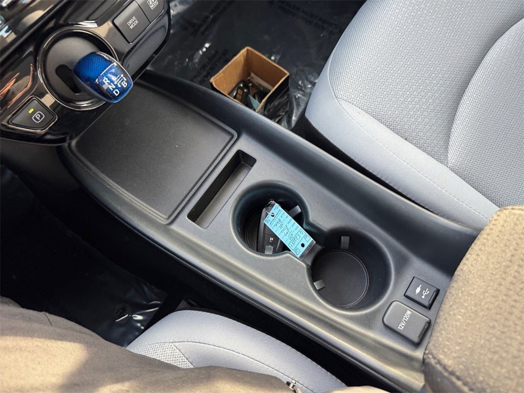 2020 Toyota PRIUS LE