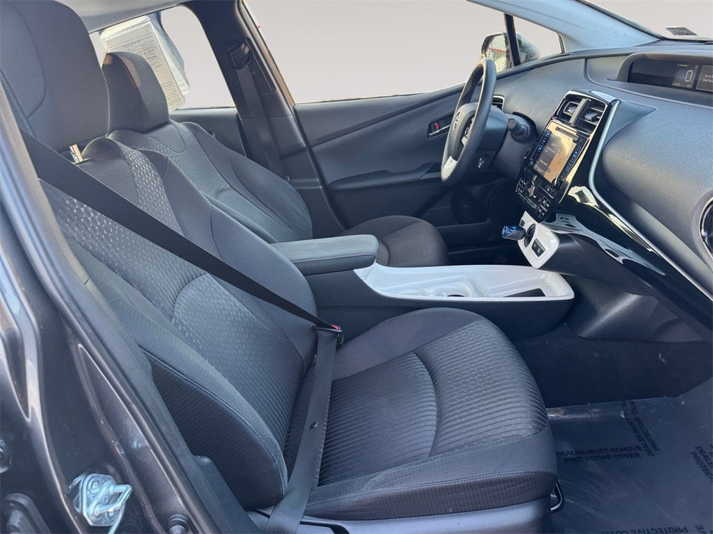 2016 Toyota PRIUS Three