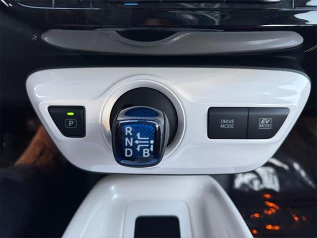 2016 Toyota PRIUS Three