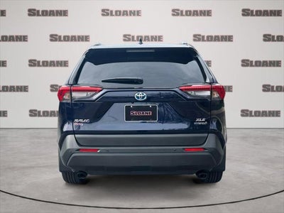 2024 Toyota RAV4 HYBRID XLE Premium
