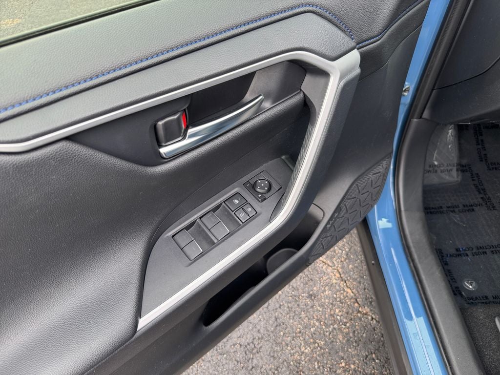 2025 Toyota RAV4 Hybrid XSE