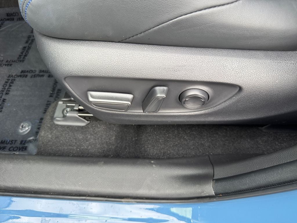 2025 Toyota RAV4 Hybrid XSE