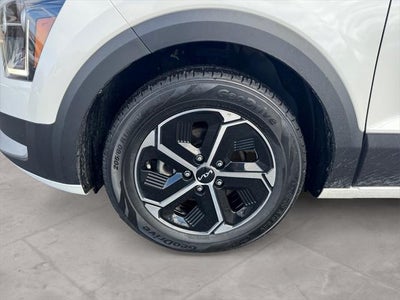 2023 Kia Niro EX