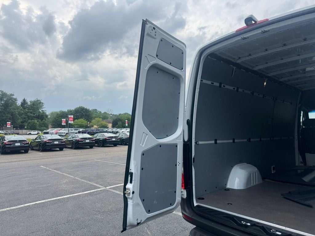 2023 Mercedes-Benz Sprinter Cargo 170 WB High Roof