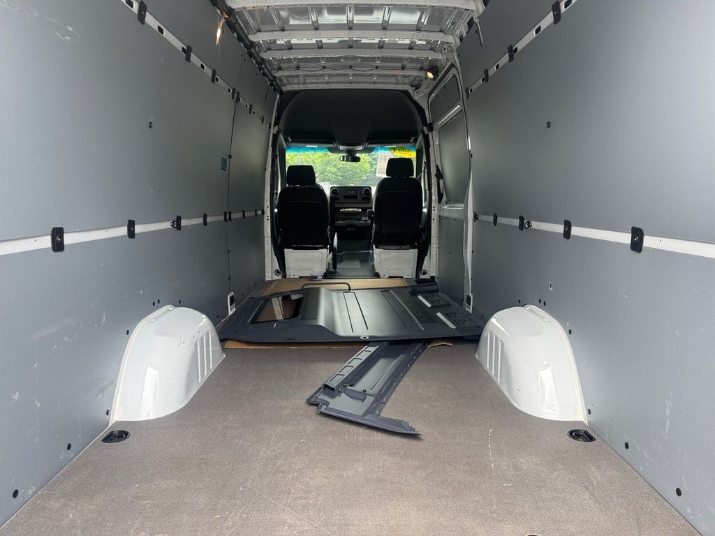 2023 Mercedes-Benz Sprinter Cargo 170 WB High Roof