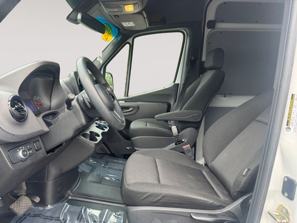 2023 Mercedes-Benz Sprinter Cargo 170 WB High Roof
