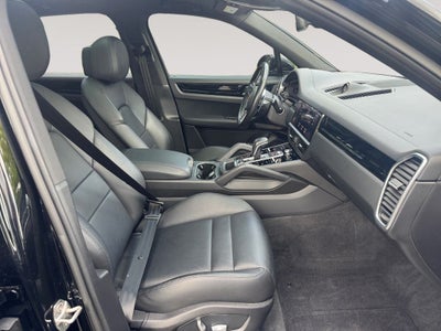 2021 Porsche Cayenne Base