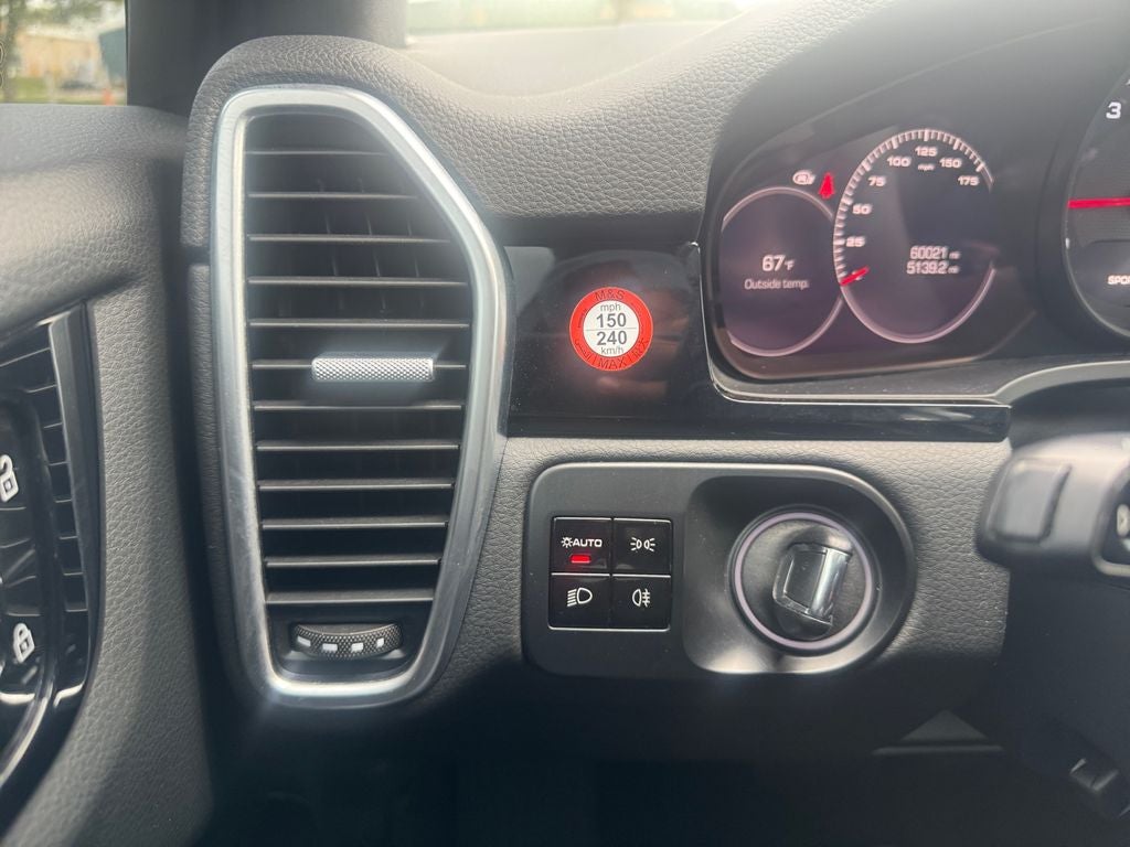 2021 Porsche Cayenne Base
