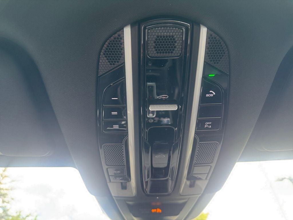 2021 Porsche Cayenne Base
