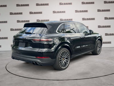 2021 Porsche Cayenne Base