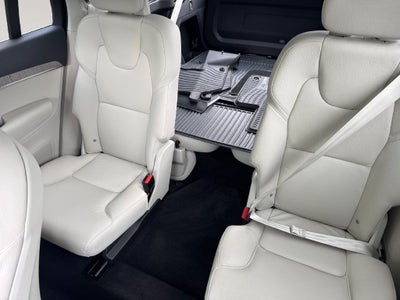 2024 Volvo XC90 B6 Plus Bright Theme 6-Seater
