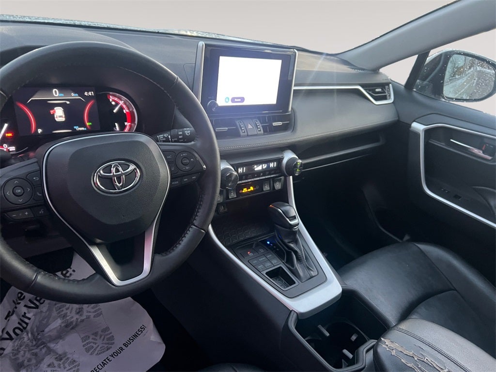 2022 Toyota RAV4 XLE Premium