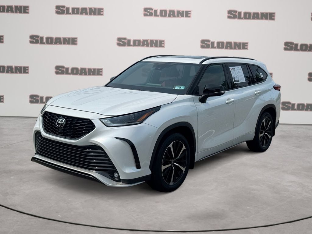 2022 Toyota Highlander XSE