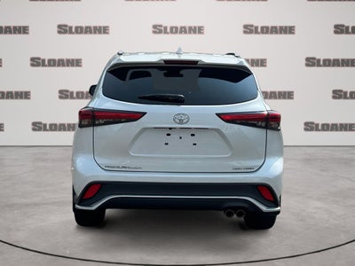 2022 Toyota Highlander XSE