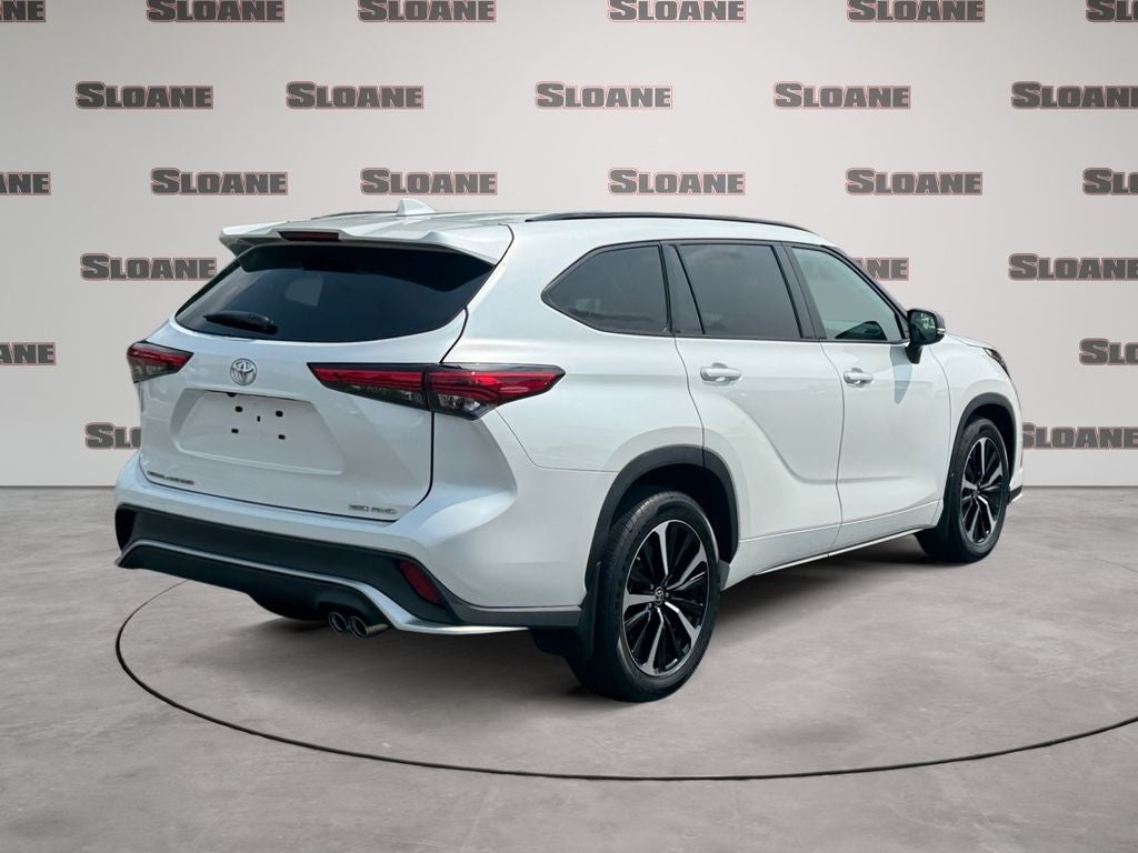 2022 Toyota Highlander XSE