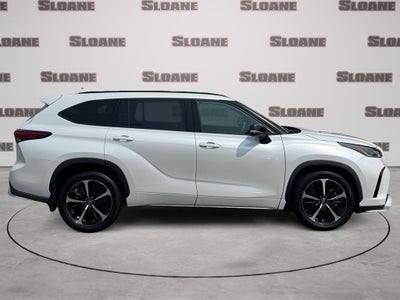 2022 Toyota Highlander XSE