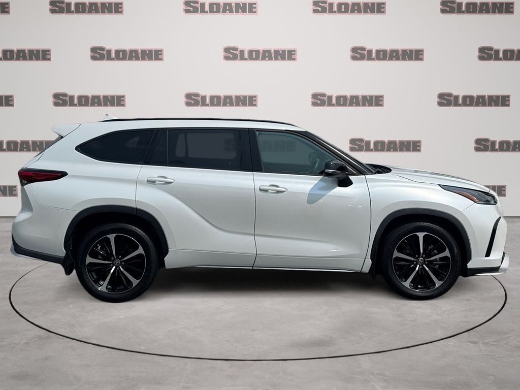 2022 Toyota Highlander XSE