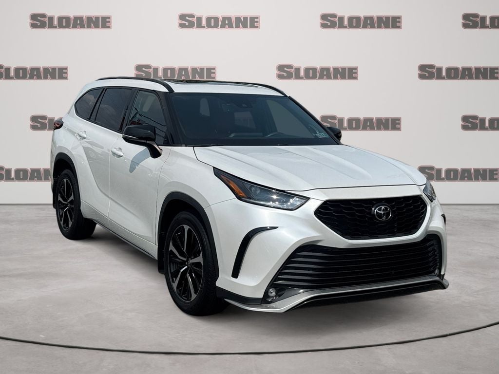 2022 Toyota Highlander XSE