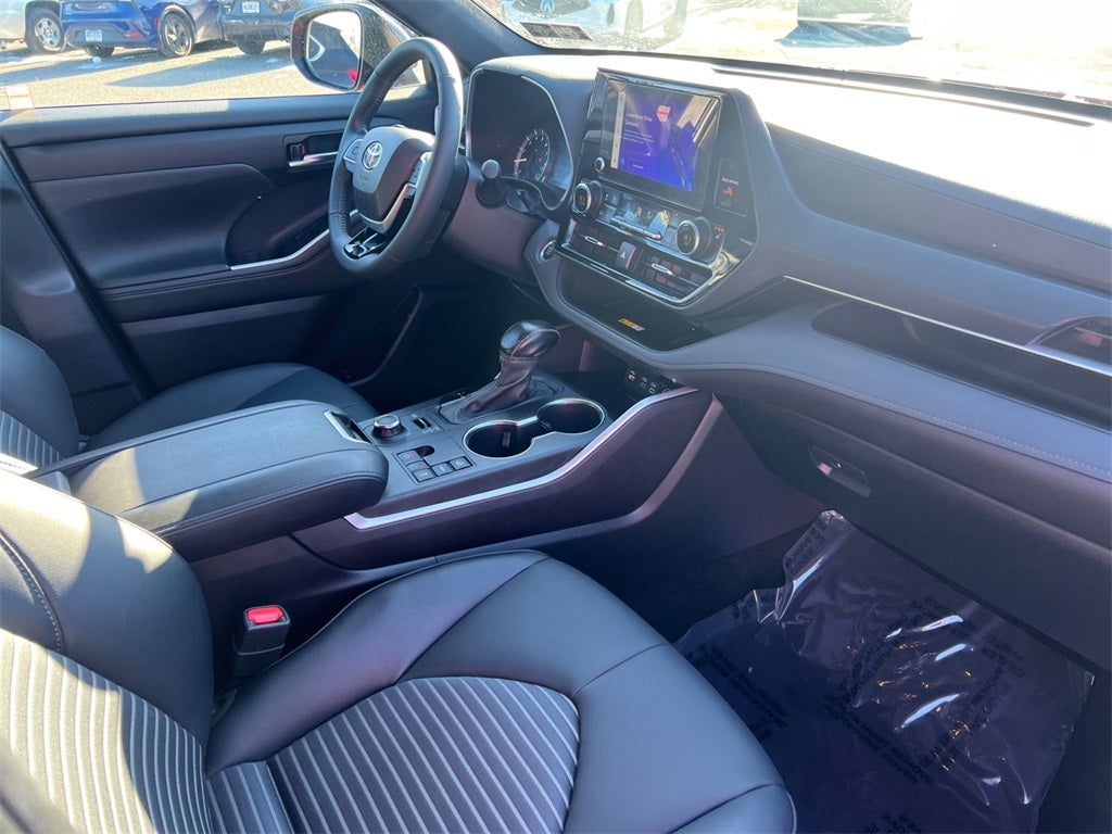 2024 Toyota Highlander XSE