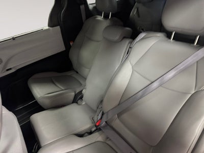 2025 Toyota Sienna XLE 8 Passenger