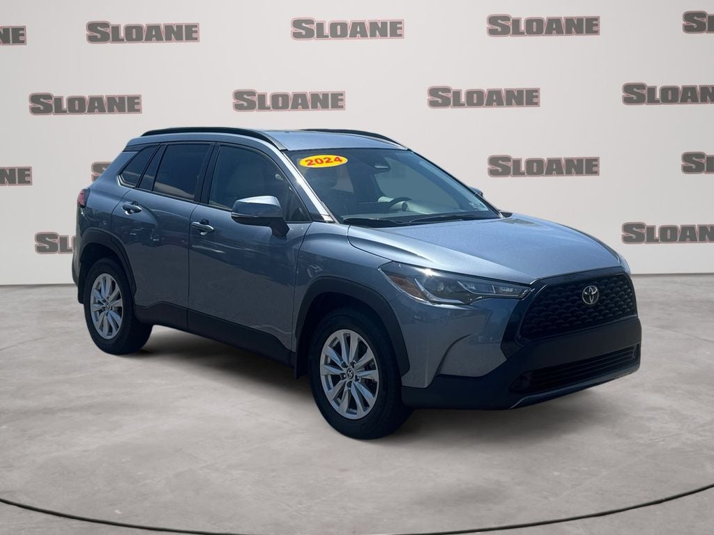 2024 Toyota Corolla Cross LE