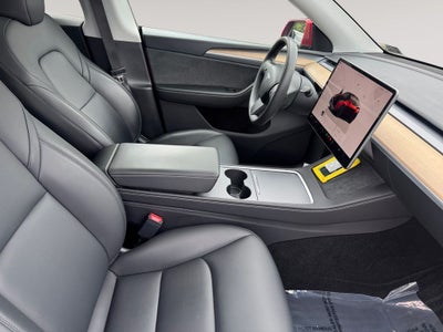 2024 Tesla Model Y Performance