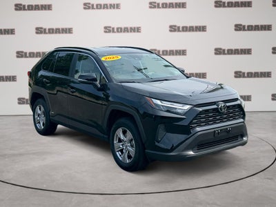2025 Toyota RAV4 Hybrid XLE