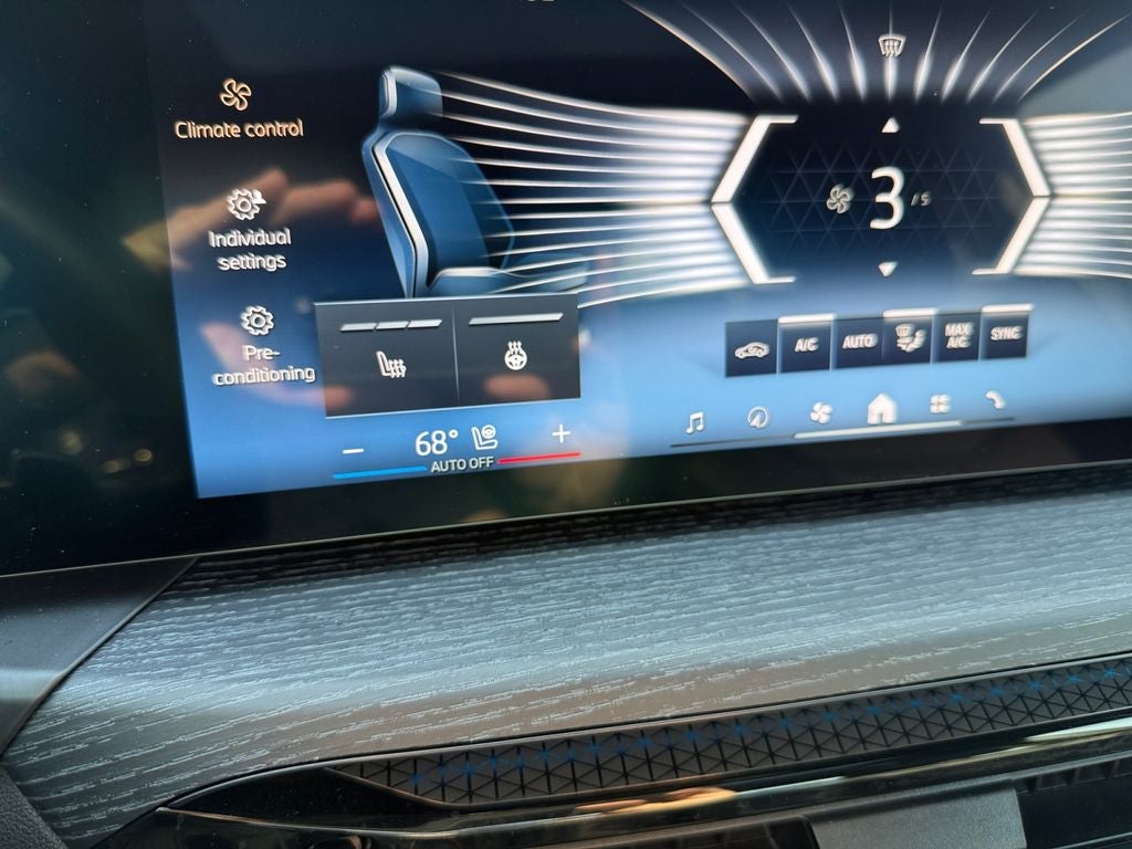 2025 BMW 2 Series 230i xDrive